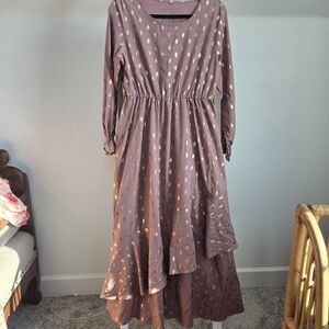 Elegant Purple Maxi Dress with Gold Accents